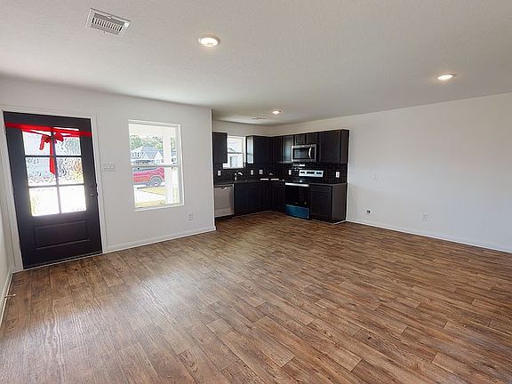 4th image of 16858 Marie Village Dr #7463DQ
