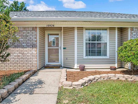2nd image of 10926 Oak Valley Cir