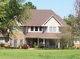 4192 Summers Place Dr, Olive Branch, MS 38654