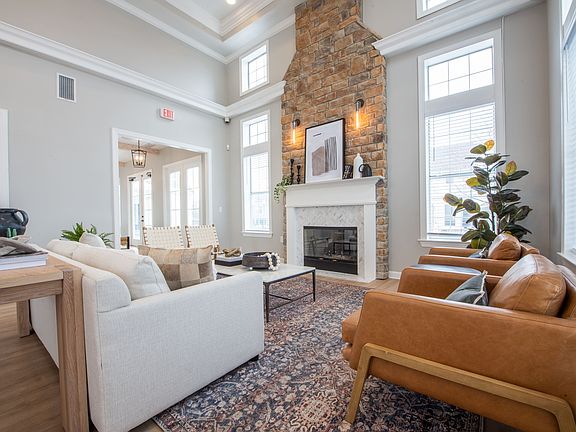 Leasing Office