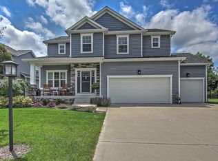 836 E Shakespeare Dr, Valparaiso, IN 46383