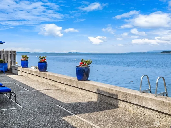 2957 Tillicum Beach Drive, Camano Island, WA 98282