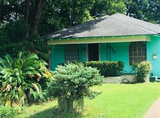 2036 13th St, Port Arthur, TX 77640