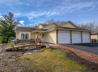 6311 11th St N, Oakdale, MN 55128