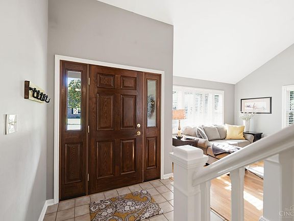 3rd image of 791 Farview Ave