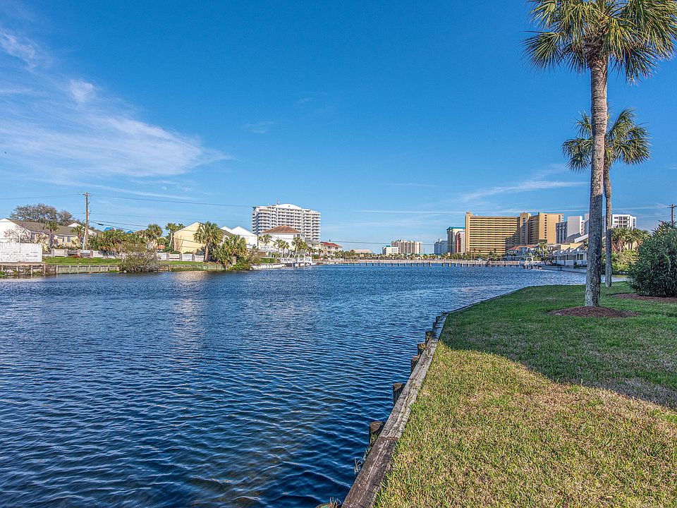1st image of 900 Gulf Shore Dr #Townhouse 5