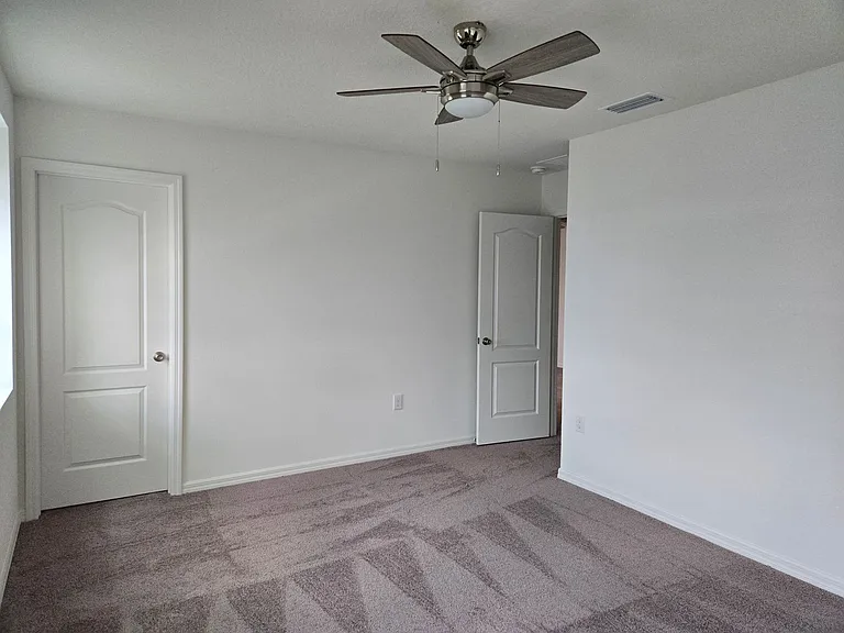 3064 Sanctuary Dr — Photo 25