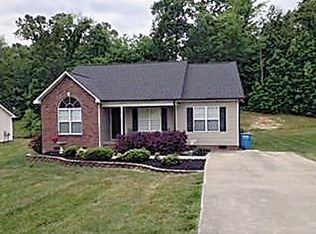 306 E Iowa Ave, Bessemer City, NC 28016