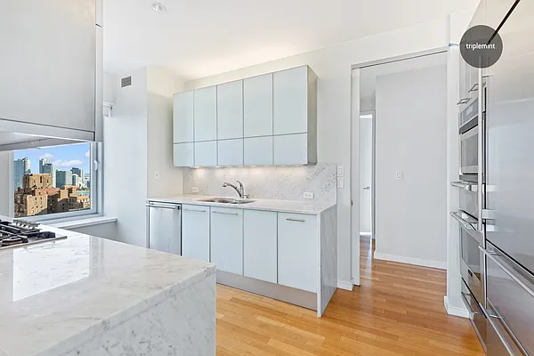 Rented by Triplemint | media 23