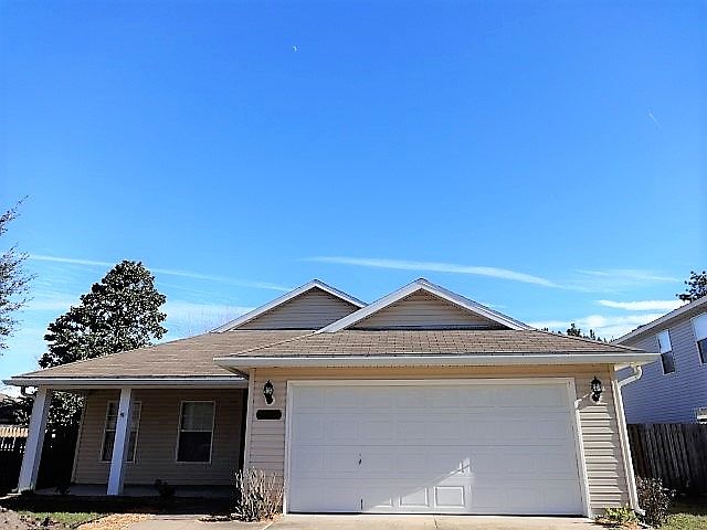 1st image of 13491 W Ashford Wood Ct