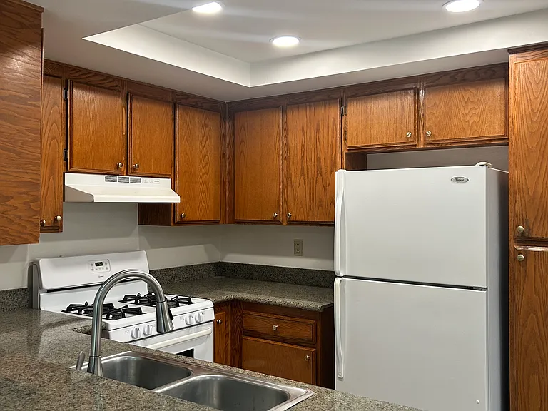 795 Brookstone Rd #204 — Photo 12