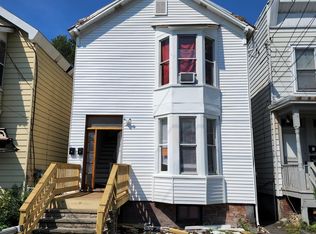 8 Park Ave FL 2, Troy, NY 12180