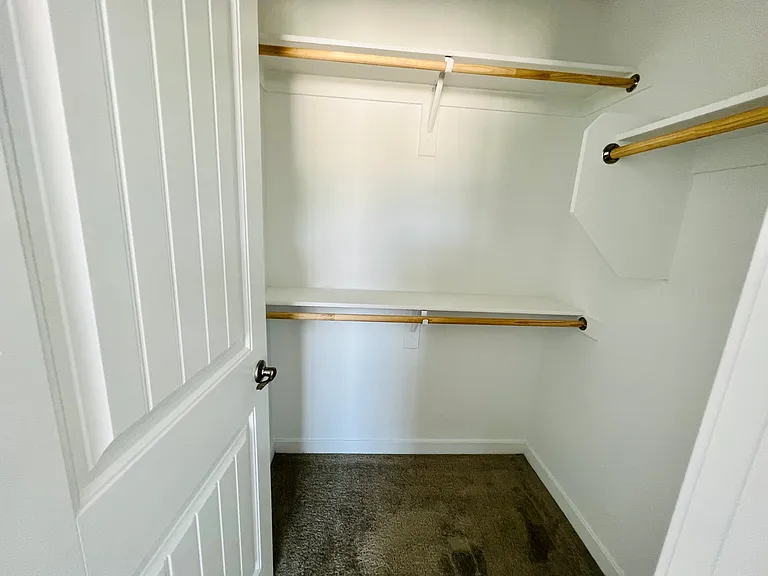 6038 W Hartford Ct — Photo 17