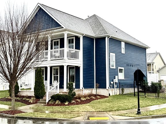 2nd image of 3279 Vinemont Dr