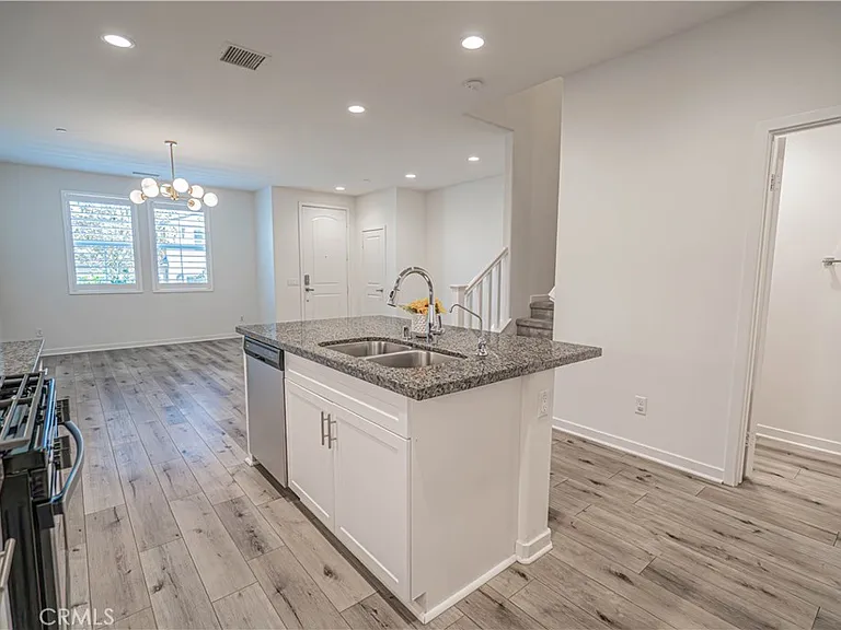 28706 Jardineras — Photo 15