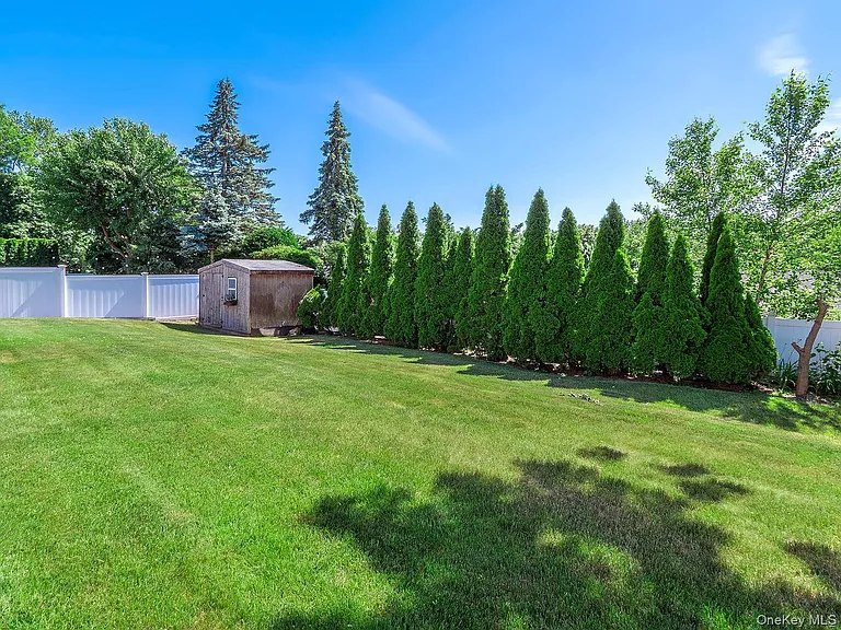 7 Plainview Rd — Photo 17