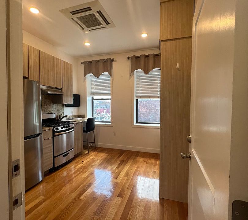 Campbell Investment LLC Apartment Rentals Chelsea, MA Zillow
