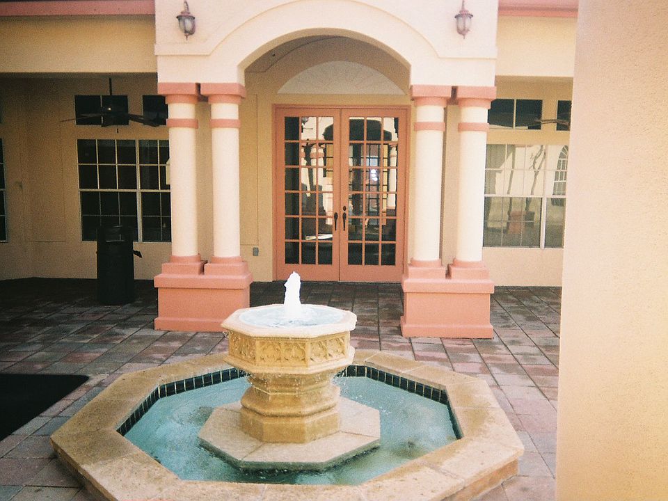 clubhouse entrance