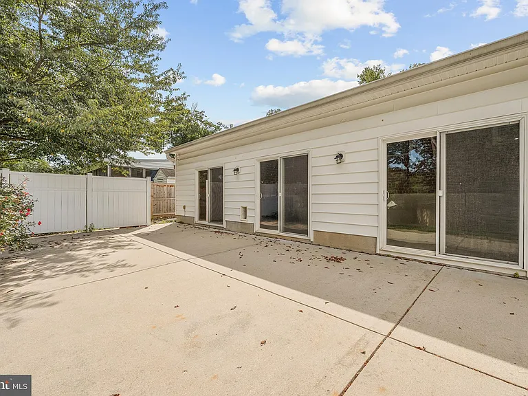 11809 Timber Ln — Photo 28