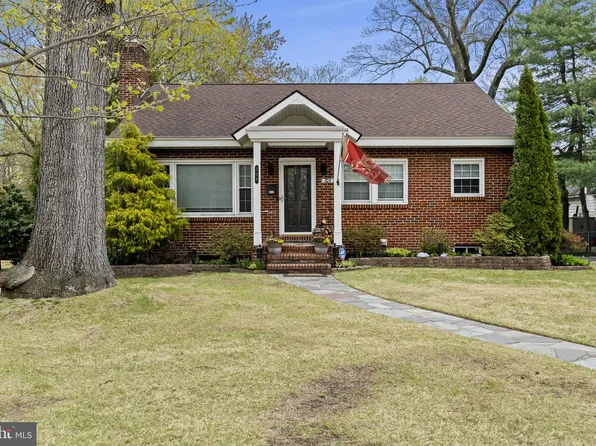 709 Grove St, Haddonfield, NJ 08033