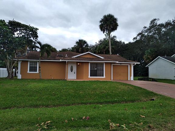 2nd image of 1164 SW Ackard Avenue