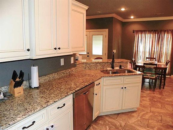 5th image of 109 Harper Dr