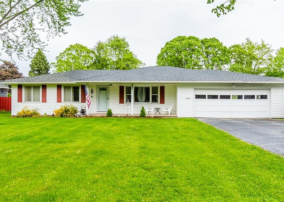 1st image of 234 Black Walnut Dr