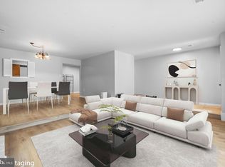 3824 Persimmon Cir, Fairfax, VA