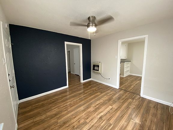 2nd image of 1115 S Beckley Ave #B
