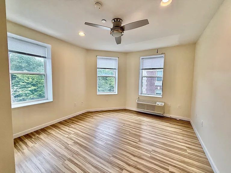 241-55 S 49th St #323 — Photo 7