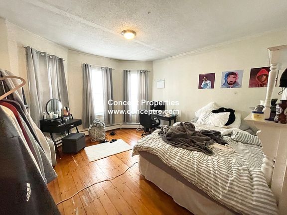 2nd image of 55 Calumet St #1