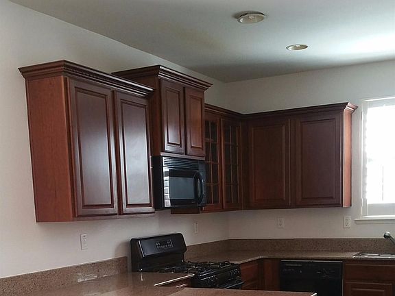 2nd image of 201 Caravaggio Cir
