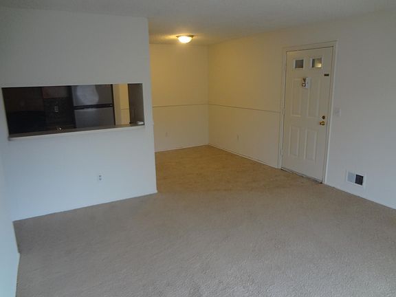 5th image of 46 Cheshire Dr #2702