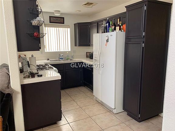 2nd image of 5627 Stomping Boots Ave