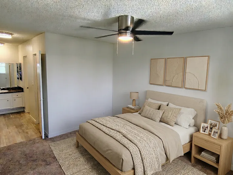 11434 Calvert St — Photo 7
