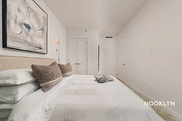 Rented by Nooklyn NYC LLC | media 75