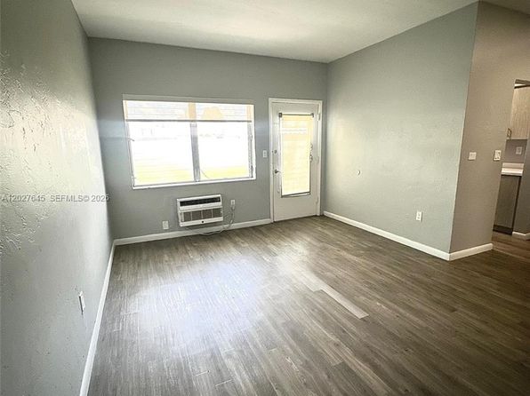 710 Meridian Ave APT 9