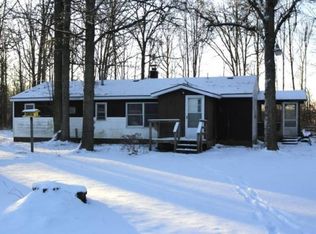 9470 E Broomfield Rd, Mount Pleasant, MI 48858