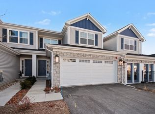 253 Masters Dr, Addison, IL 60101