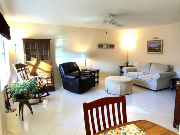 2600 S Kanner Hwy APT Y5, Stuart, FL 34994