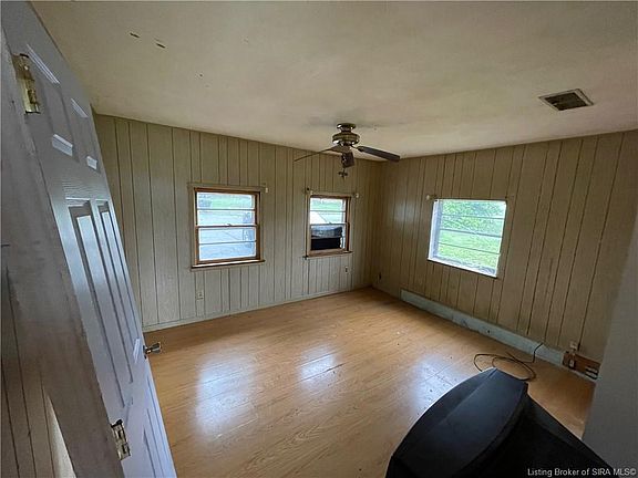 5th image of 4920 Emerick Dr