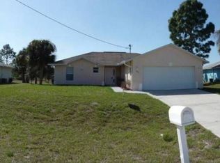 1246 Ermine St E, Lehigh Acres, FL 33974