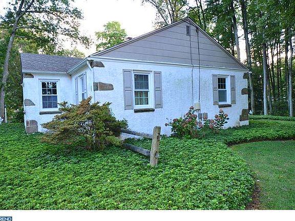 4th image of 1902 Fairfield Dr