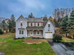 390 5th Ave, Parkesburg, PA 19365