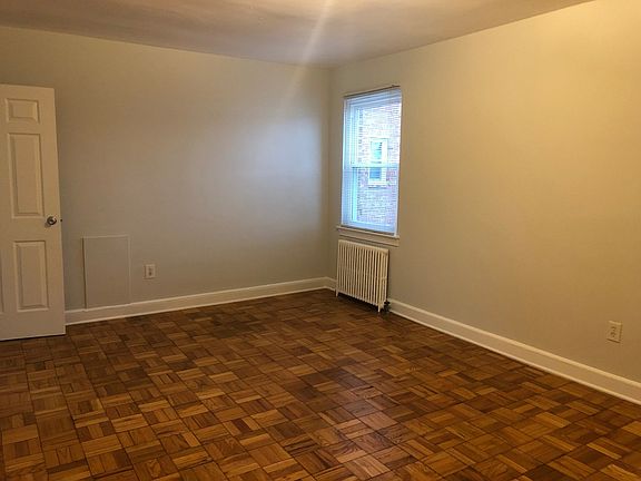 5th image of 1720-1726 N Quinn St #306