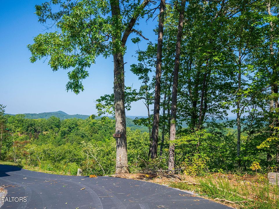 1st image of 2 Bear Mountain Ln