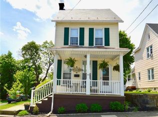315 N Lobb Ave, Pen Argyl, PA 18072