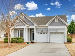 1003 Knob Creek Ln, Tega Cay, SC 29708
