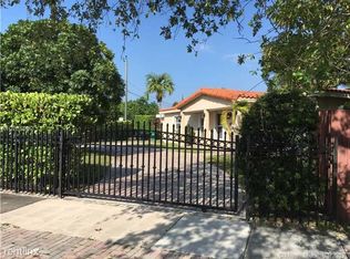 9211 SW 16th St, Miami, FL 33165