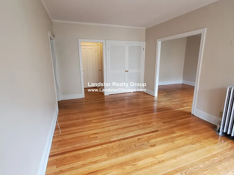 908 Reba Pl #2S — Photo 5
